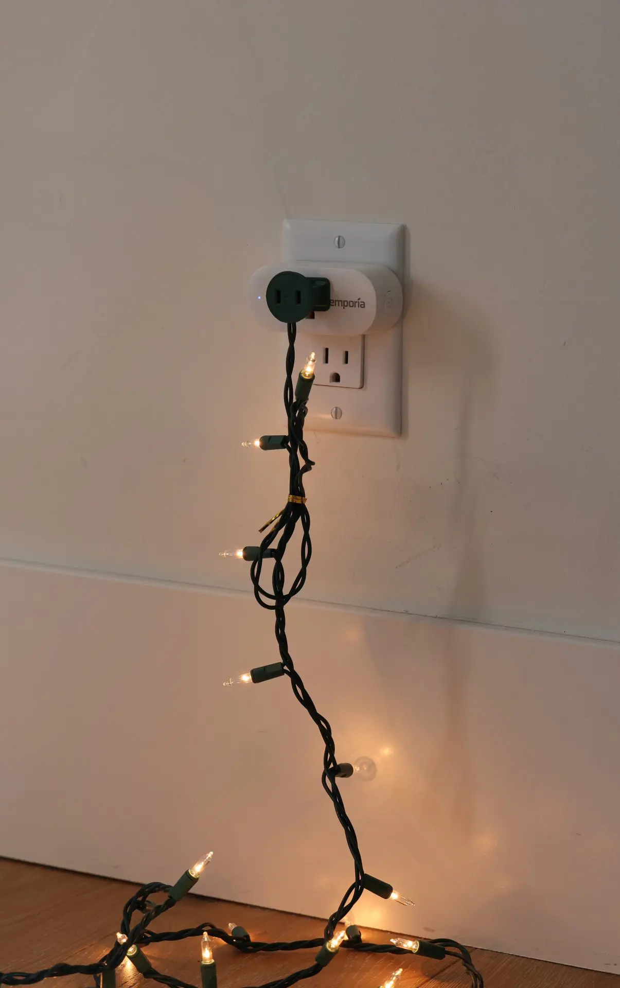 Emporia Smart Plug automating a lamp on a schedule